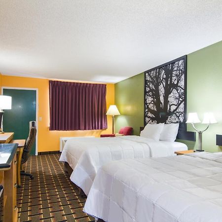Americas Best Value Inn Darien Eksteriør bilde