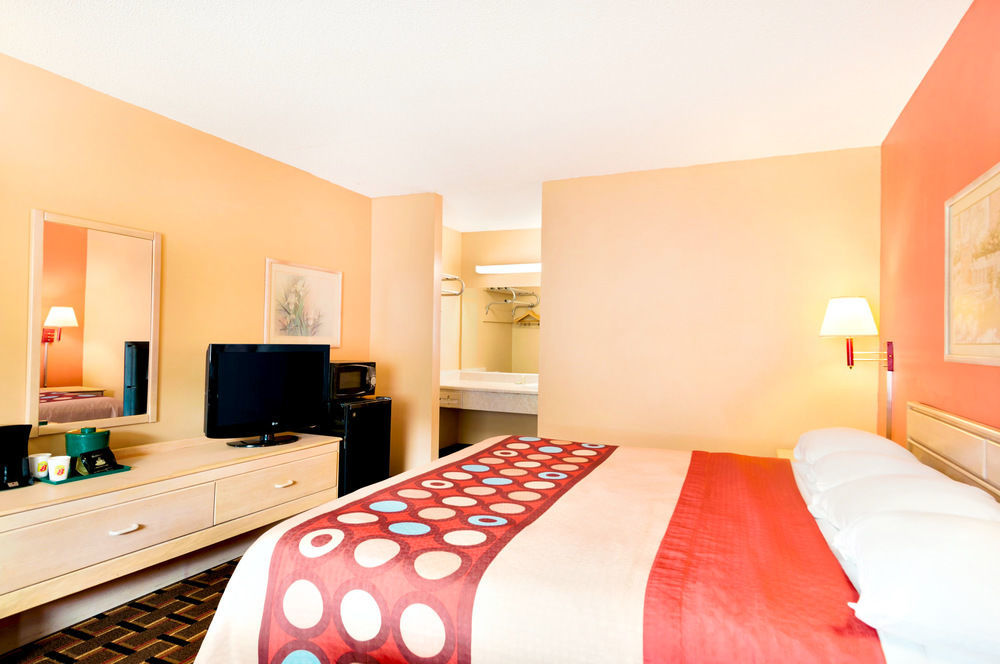 Americas Best Value Inn Darien Eksteriør bilde
