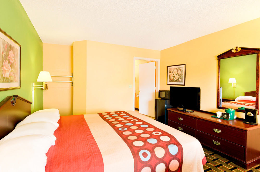 Americas Best Value Inn Darien Eksteriør bilde
