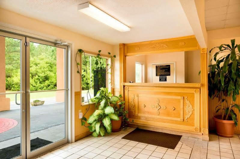 Americas Best Value Inn Darien Eksteriør bilde