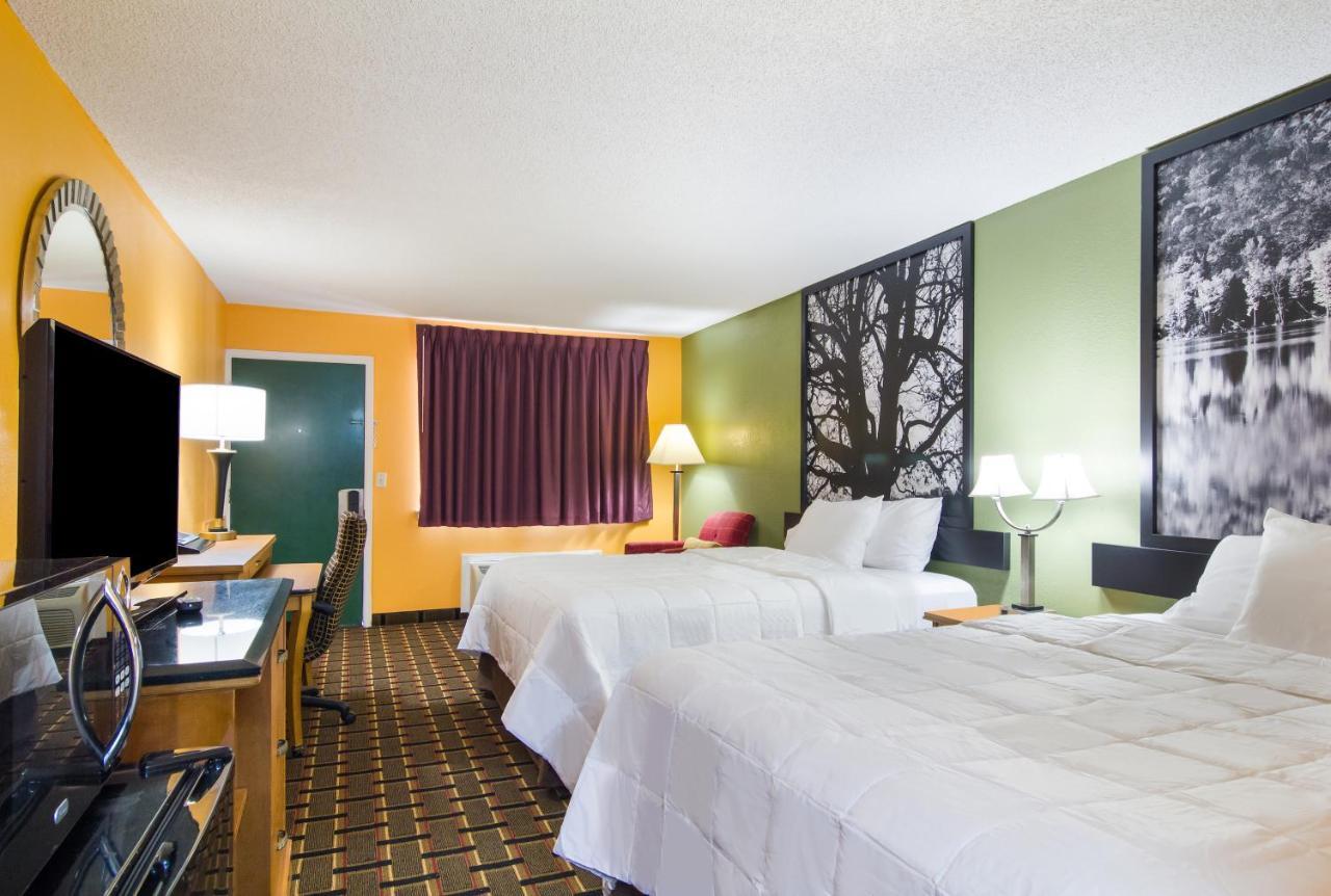 Americas Best Value Inn Darien Eksteriør bilde