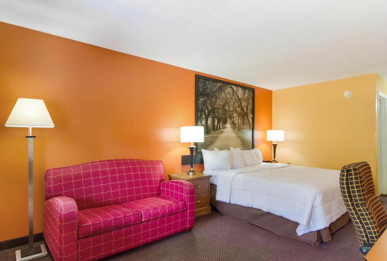 Americas Best Value Inn Darien Eksteriør bilde