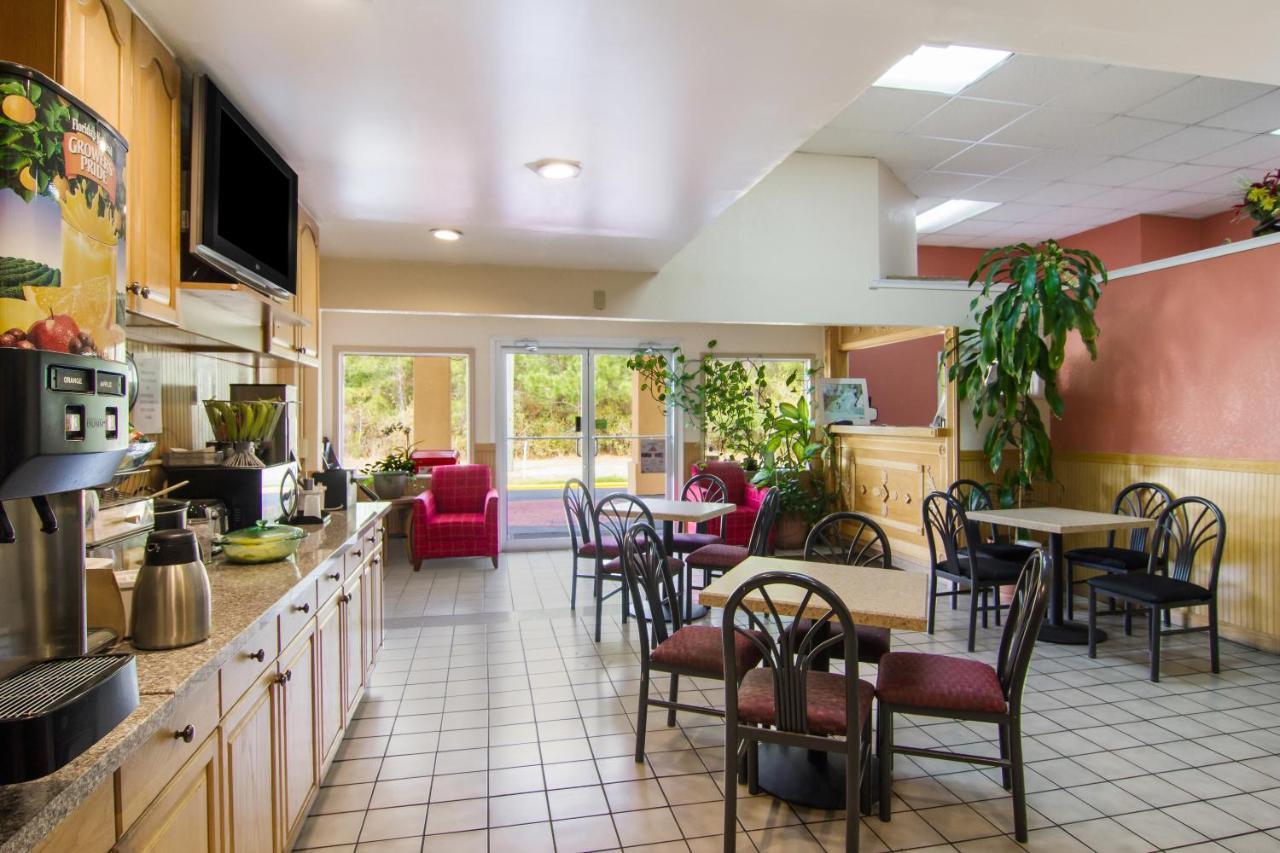Americas Best Value Inn Darien Eksteriør bilde